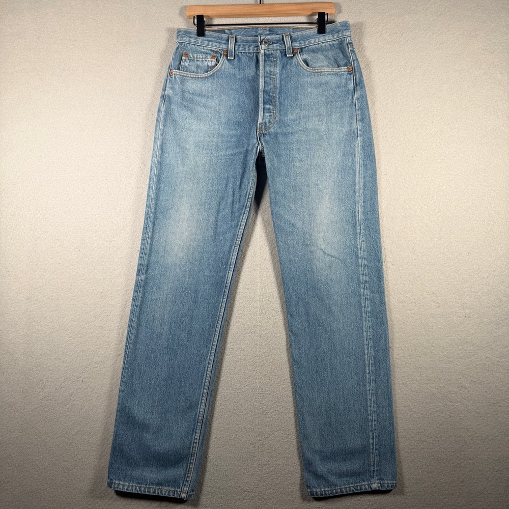 Vintage Levis 501 0115 Mens 34x32 Made in USA Blue Button Fly Straight Leg Jeans